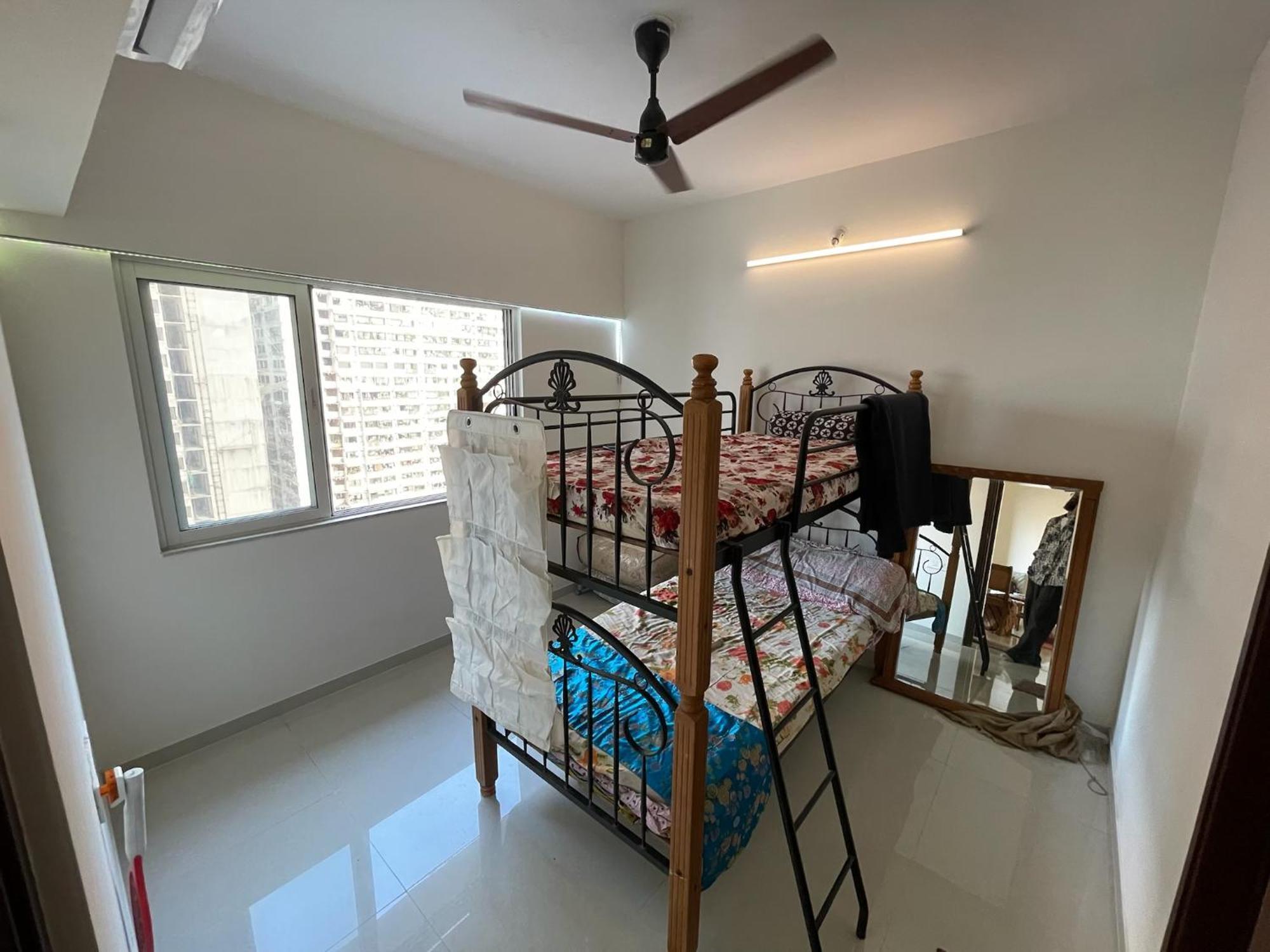 Economical 1bhk On Western Highway Apartament Bombaj
